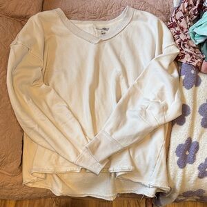 natural life Cream V-Neck Sweatshirt